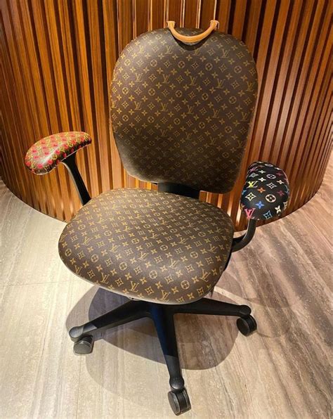 louis vuitton high chair
